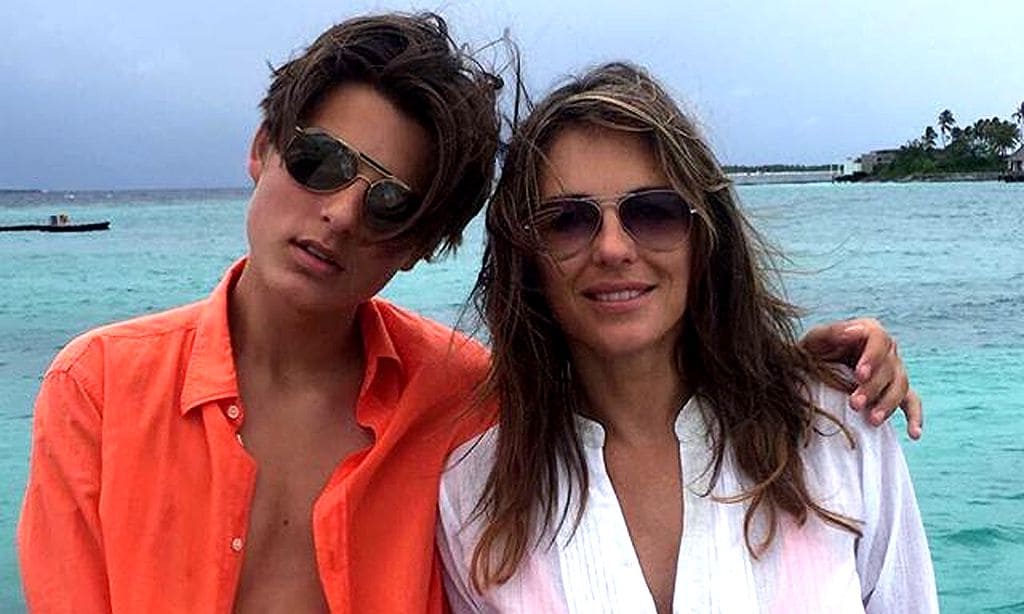 Elizabeth Hurley y Steve Bing: su romance acabó en una amarga batalla por la paternidad de su hijo