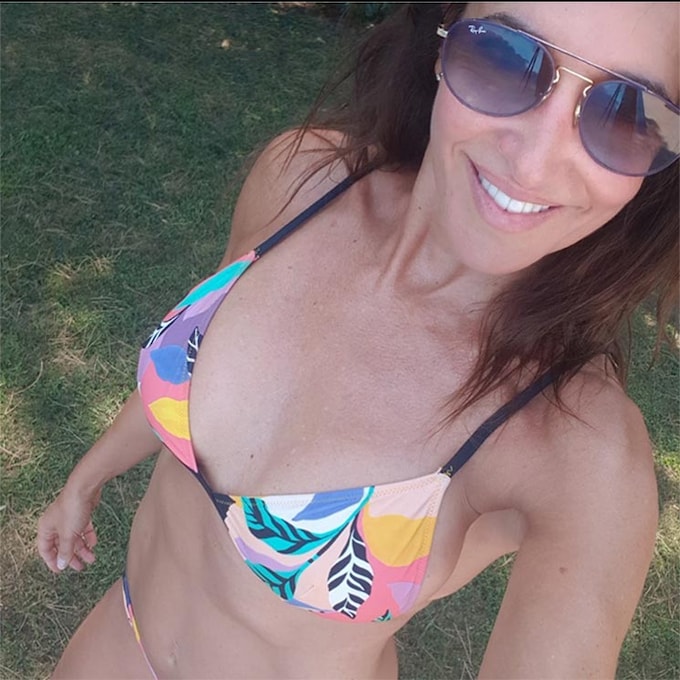 Elsa Anka, espectacular a los 54 años, posa en bikini y causa furor entre sus fans