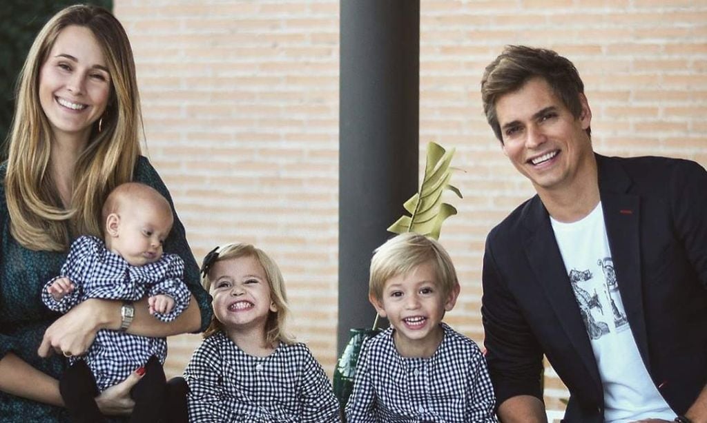 Astrid Klisans muestra los primeros pasos de su hija Álisse