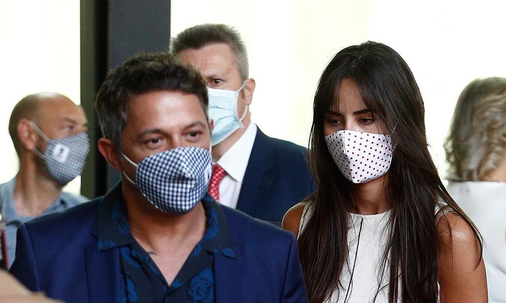 Alejandro Sanz y Rachel Valdés dan un paso más en su relación