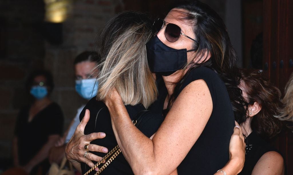 'Una celebración del amor' con música, baile y preciosos mensajes: el emotivo adiós a Antonio Vidal