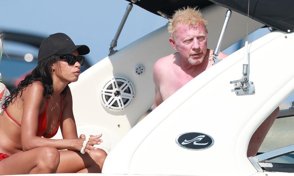 Boris Becker le muestra a su novia Lilian los paradisíacos rincones de Ibiza