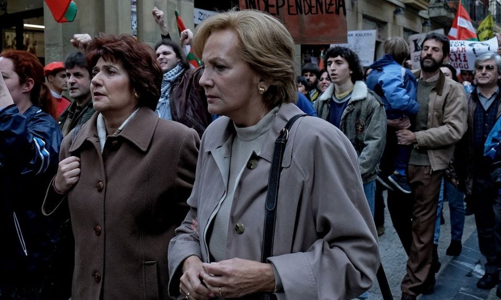 Las series 'Patria' y 'Antidisturbios' se estrenarán en el Festival de cine de San Sebastián