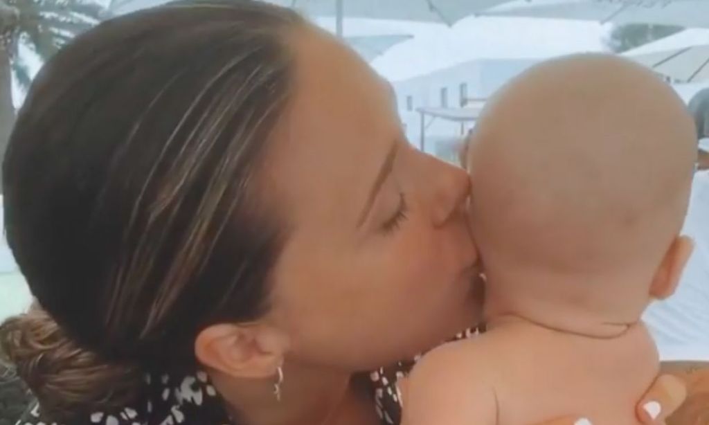 ¡Eres mi vida! El tierno vídeo con el que Lorena Gomez celebra los tres meses de su bebé
