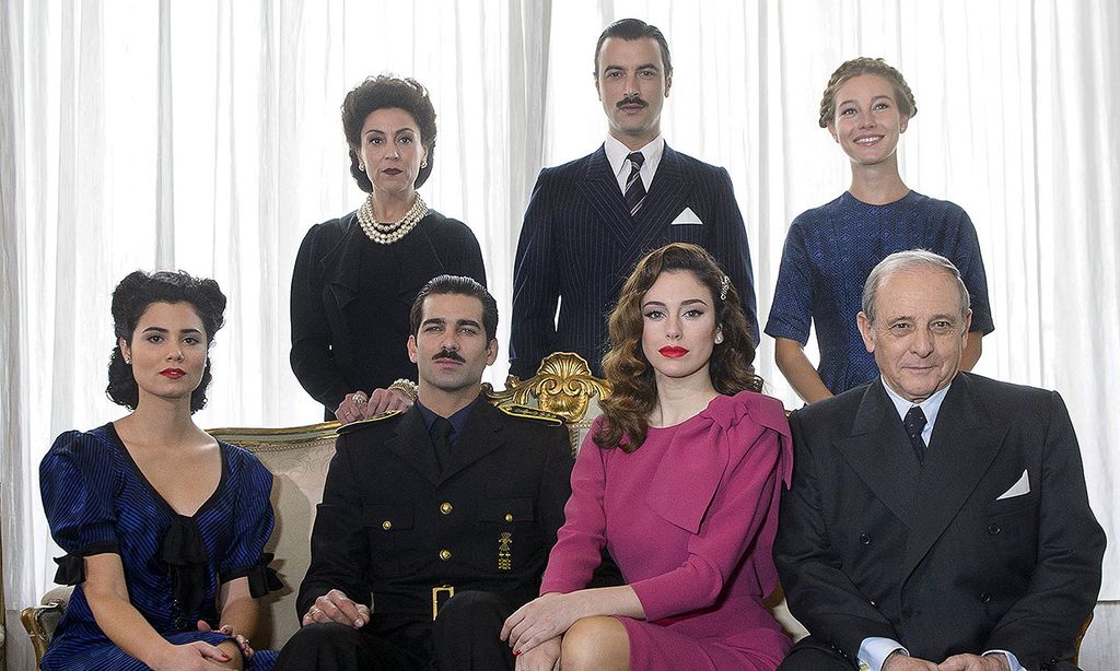 Descubre los secretos de la serie en la que se conocieron Blanca Suárez y Javier Rey