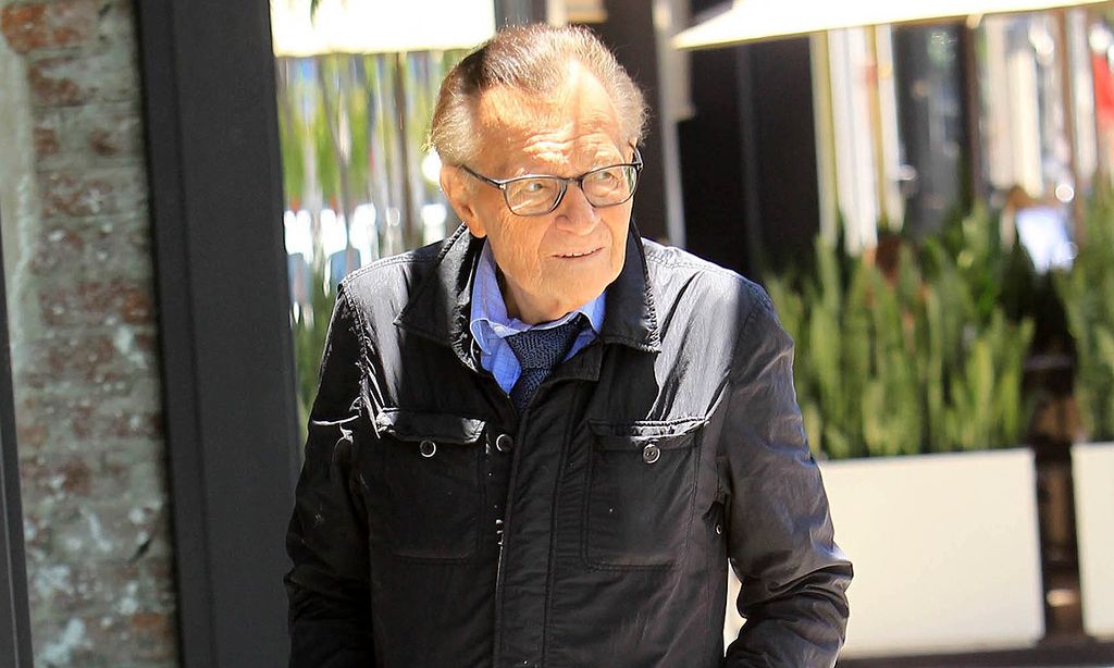 'Ningún padre debería tener que enterrar a un hijo': Larry King, tras la muerte de Andy y Chaia