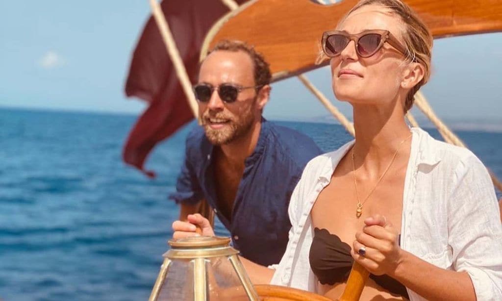 James Middleton y Alizee Thevenet celebran con un espectacular viaje el aniversario de su compromiso