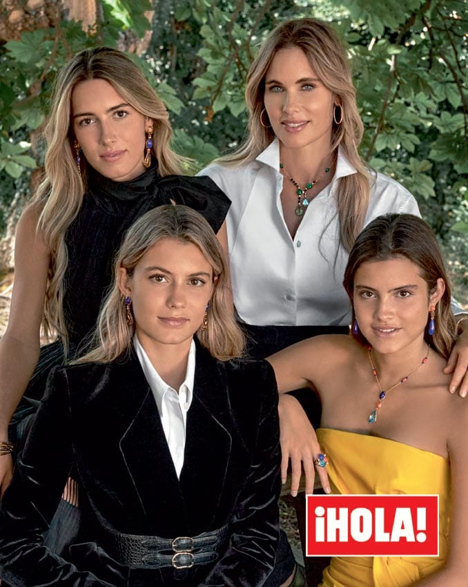 Helene Svedin con sus tres hijas, Daniela, Martina y Stella