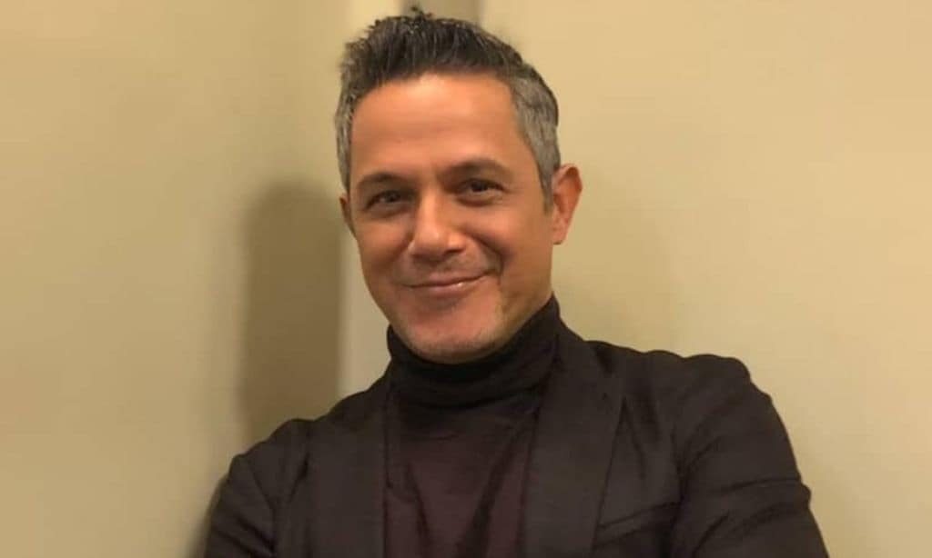 Alejandro Sanz presume de su mejor cita de sábado por la noche