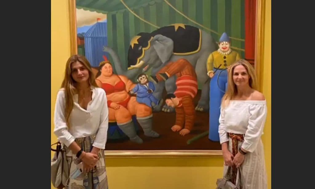 Genoveva Casanova presume de su hija Amina durante una tarde cultural