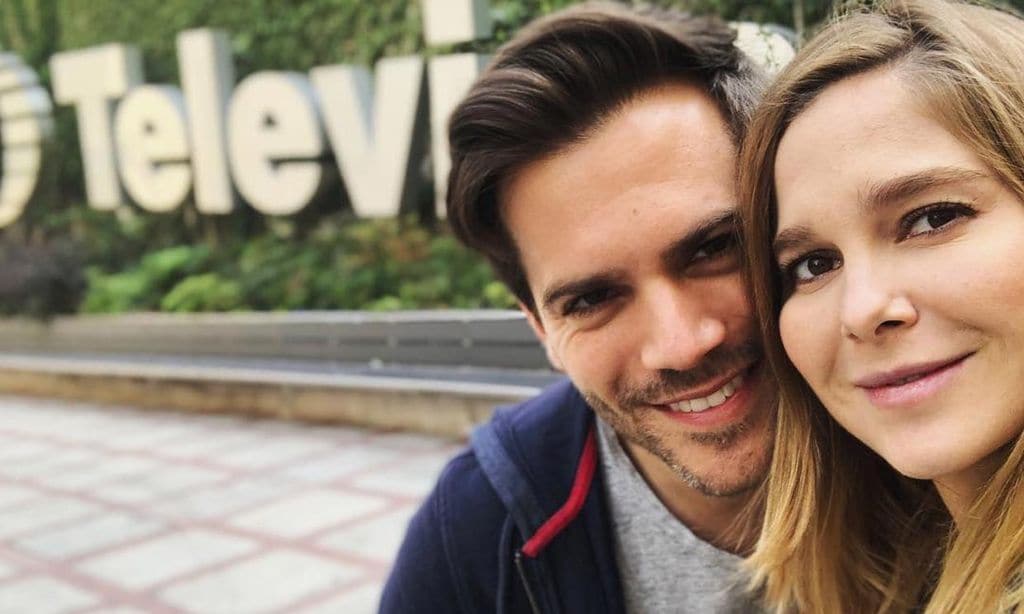 El 'selfie' familiar más divertido y natural de Natalia Sánchez y Marc Clotet