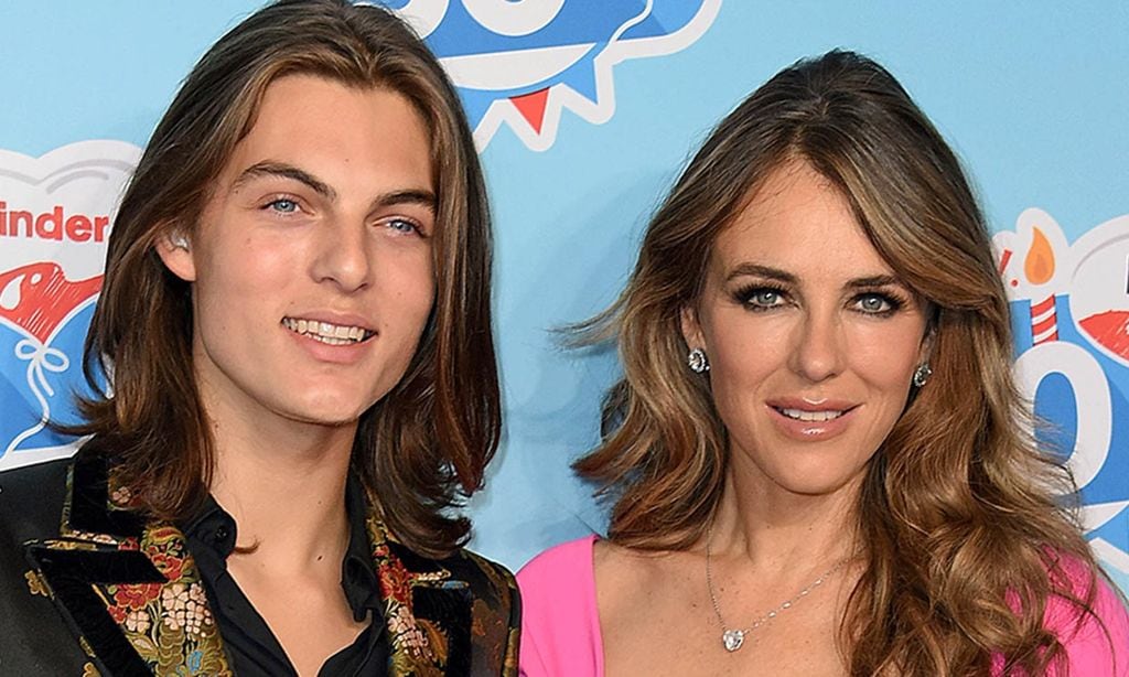 Damian, el hijo de Elizabeth Hurley, lucha por recuperar la fortuna de su padre, Steve Bing, que le niega su abuelo