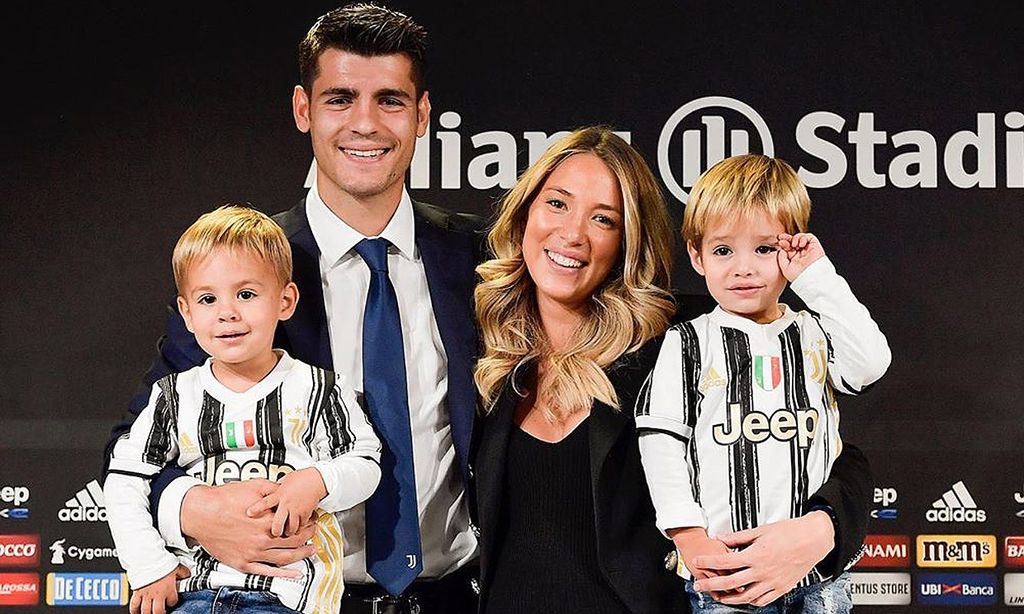 Alice Campello y Álvaro Morata con sus hijos