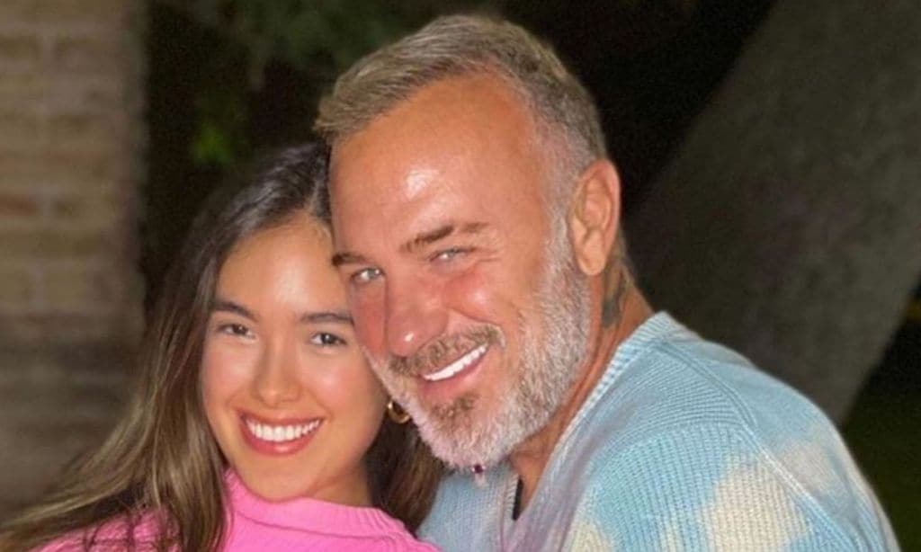 El divertido vídeo de Gianluca Vacchi y Sharon Fonseca montando a caballo ¡y con final inesperado!