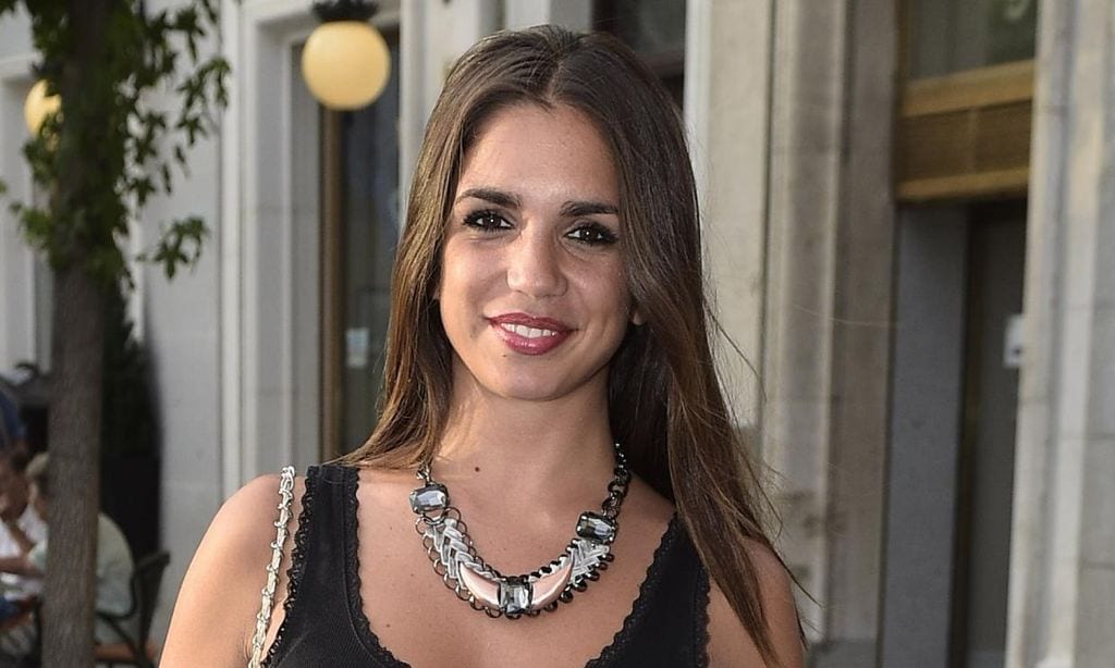 ¡Mira las manos! Elena Furiase muestra la sorpresa de Lola Flores ante su primeros bailes de niña