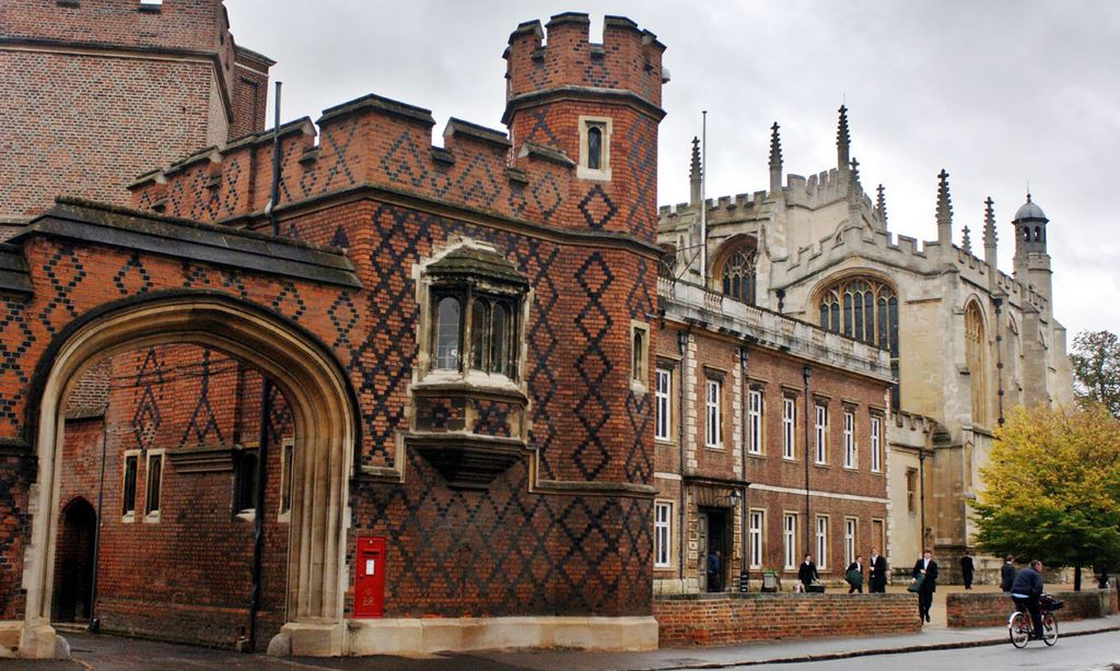 El novio de Claudia Osborne estudió en Eton College, ¿quién más ha pasado por sus aulas?