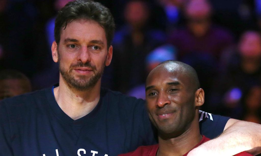 Pau Gasol recuerda a su 'hermano' Kobe Bryant en una histórica noche para el equipo que los unió