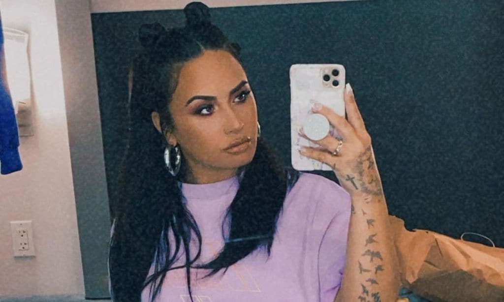 La faceta más desconocida de Demi Lovato: meditación para tener contacto... ¿con 'aliens'?