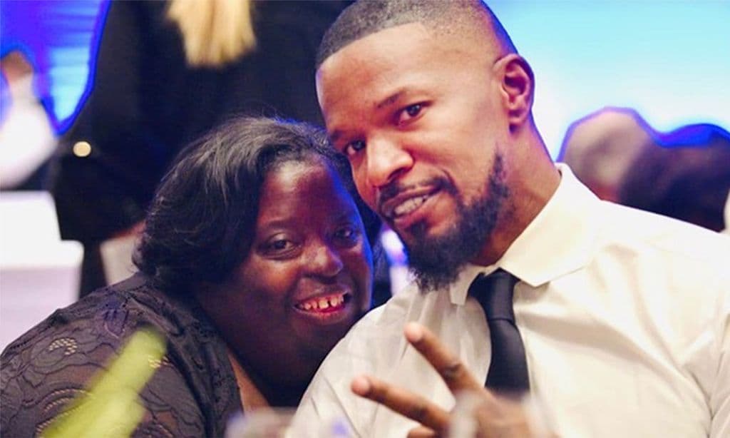 Jamie Foxx con su hermana Deondra