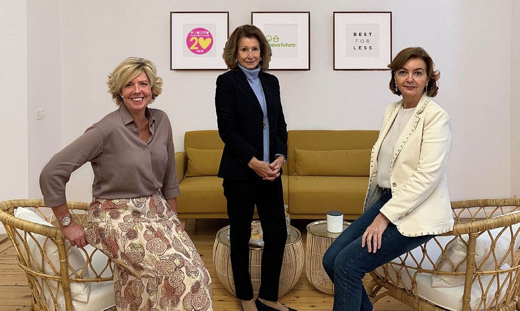 Simoneta Gómez-Acebo presenta la nueva edición (virtual) del rastrillo Nuevo Futuro, el gran sueño de doña Pilar