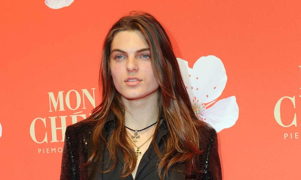 Damian Hurley, un nuevo millonario con estilo propio