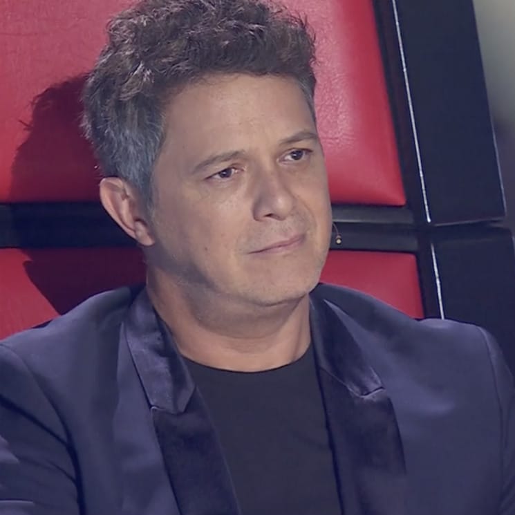 Alejandro Sanz y Laura Pausini se emocionan con la sorpresa de los doce finalistas de 'La Voz'