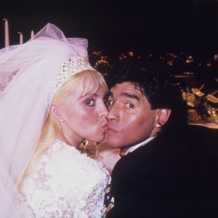 Recordamos la 'faraónica' boda de Maradona y Claudia Villafañe