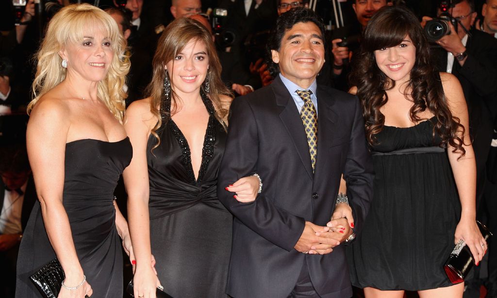 Todos los 'ingredientes' que hacen de la herencia de Maradona un tema 'explosivo'