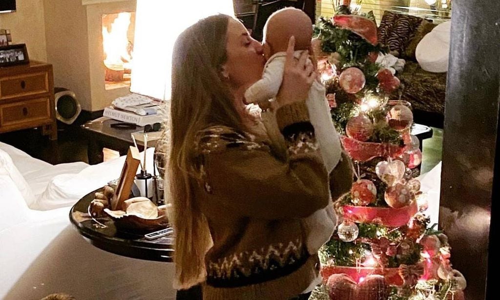 ¿A quién se parece? ¿Quiere tener más hijos? ¿Qué ha sido lo más duro de ser mamá? Marta Castro responde
