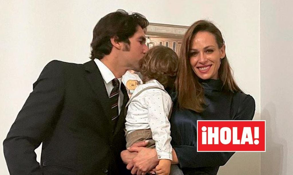 En ¡HOLA!: Cayetano y Eva, su imagen más esperada y feliz tras un año de polémicas