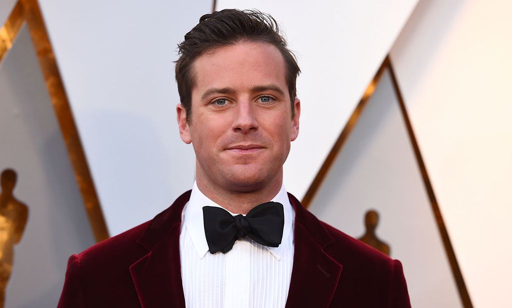 El actor Armie Hammer, envuelto en una grave polémica, rompe su silencio