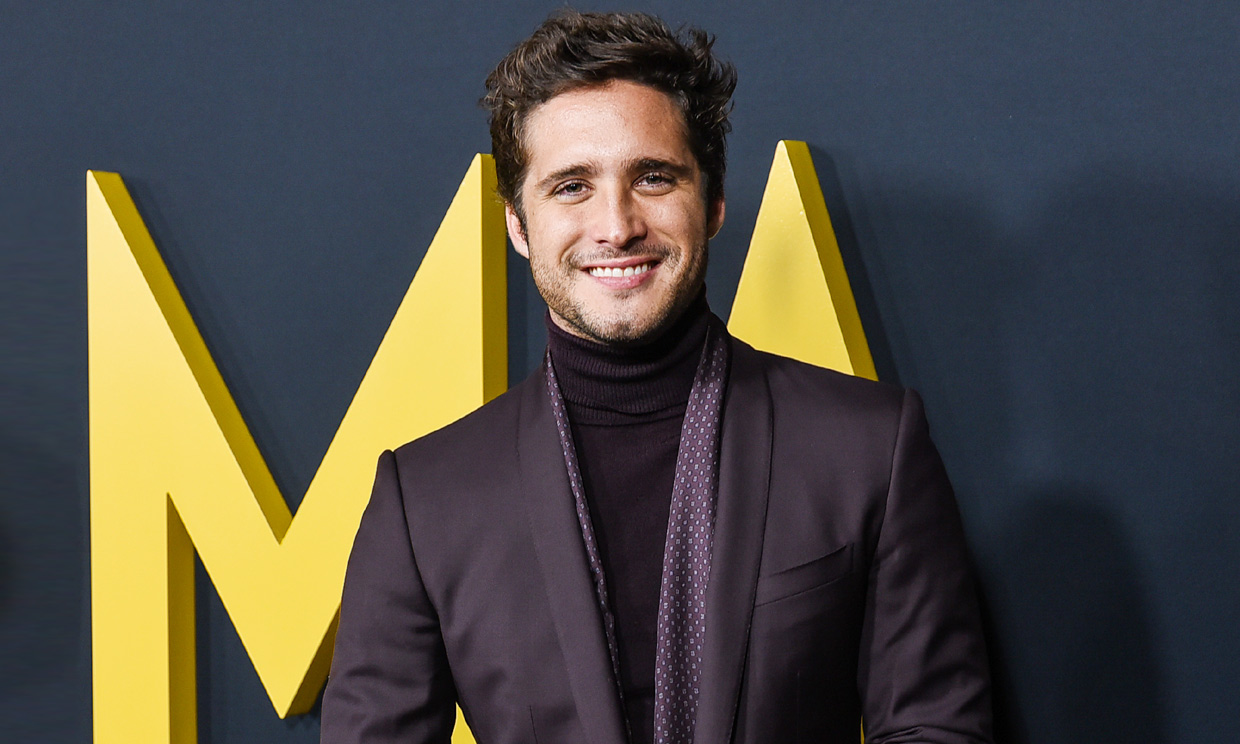 Diego Boneta y su hermano son idénticos, ¿adivinas quién es quién?