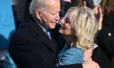 Gestos de cariño, besos, abrazos... Joe y Jill Biden, los más románticos de una jornada crucial para EEUU