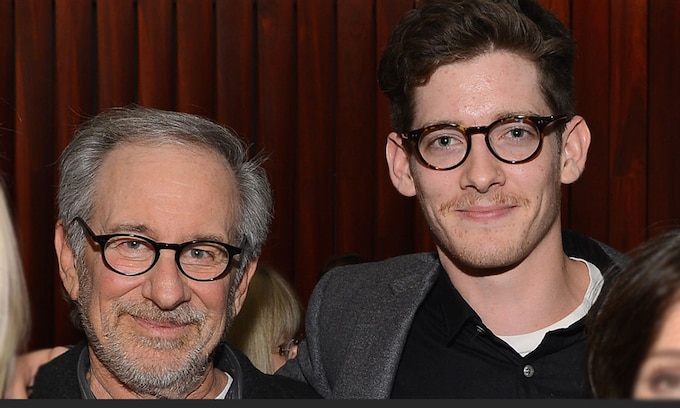 Steven Spielberg  y su hijo Sawyer