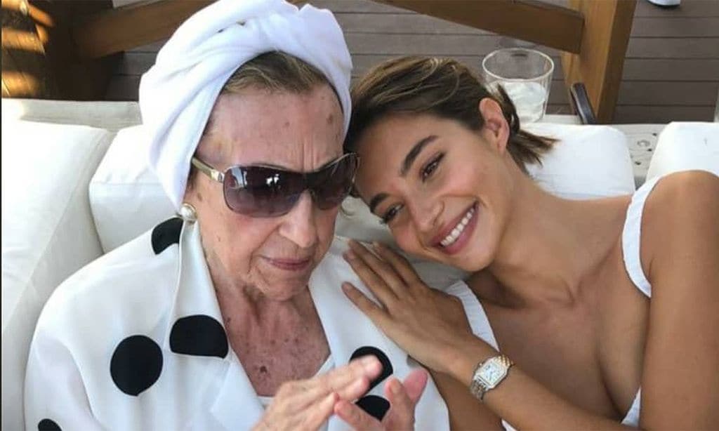 Rocío Crusset con su abuela