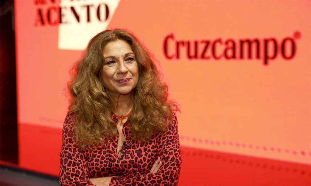 ¿Con quién tiene una cita en San Valentín? Lolita lo cuenta en HOLA.com