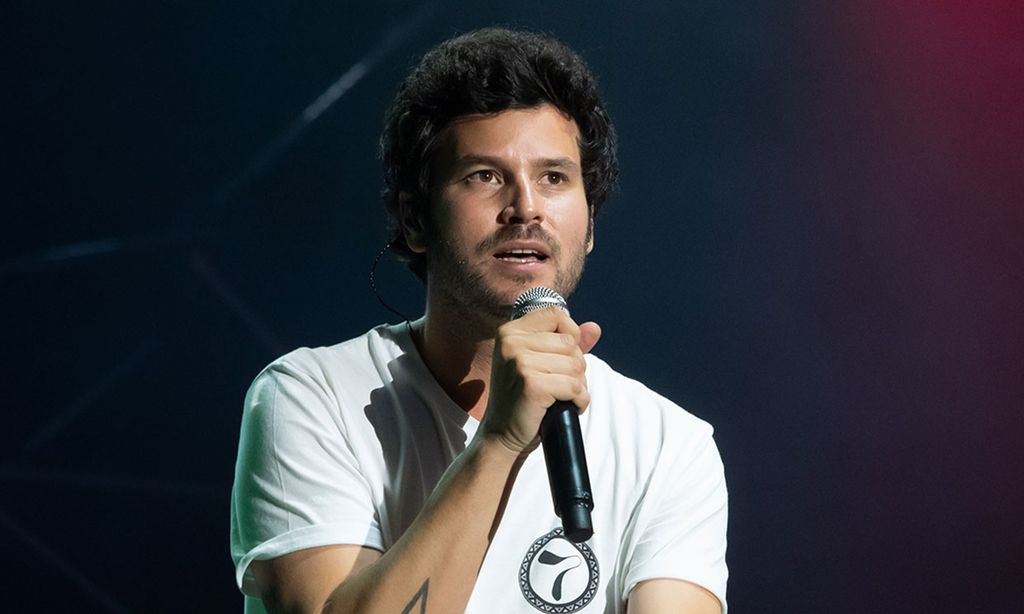 Guillermo Bárcenas le dedica una canción a su madre que cumple condena en prisión