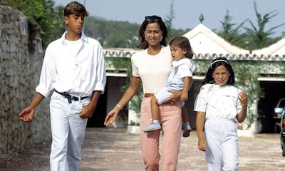 Enrique Iglesias felicita el cumpleaños a su madre con esta imagen inédita (y muy tierna)