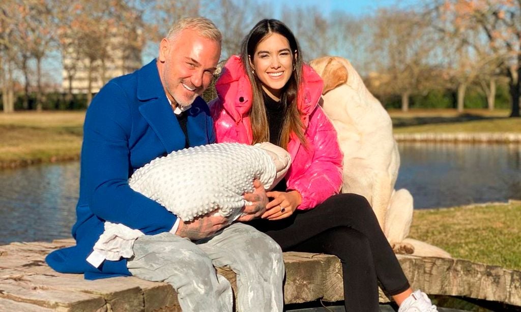 ¡Carreras en minibicicleta y mucho baile! Gianluca Vacchi y Sharon Fonseca disfrutan como dos niños