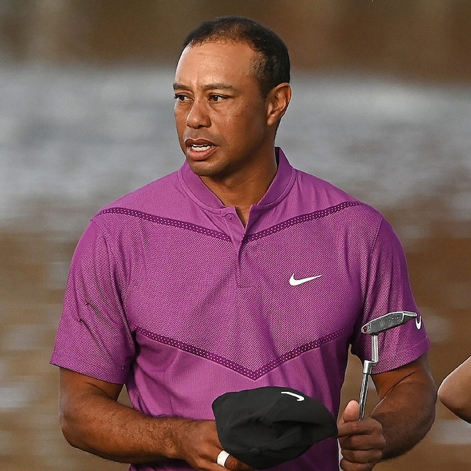 Tiger Woods se recupera de una larga cirugía tras su grave accidente de coche