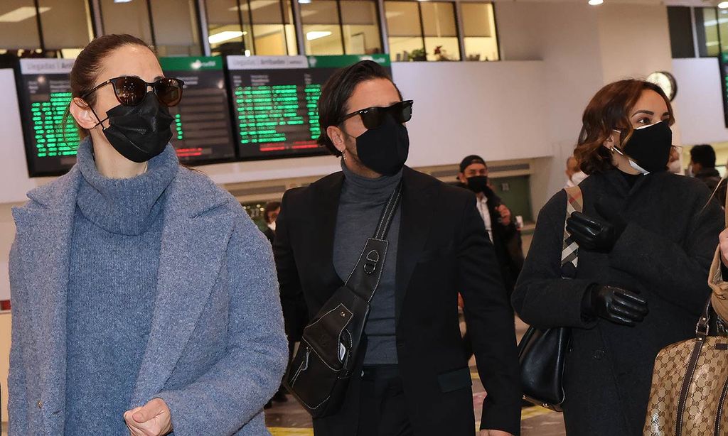 Chenoa, David Bustamante y otros compañeros de 'Operación Triunfo' llegan a Barcelona para despedirse de Álex Casademunt