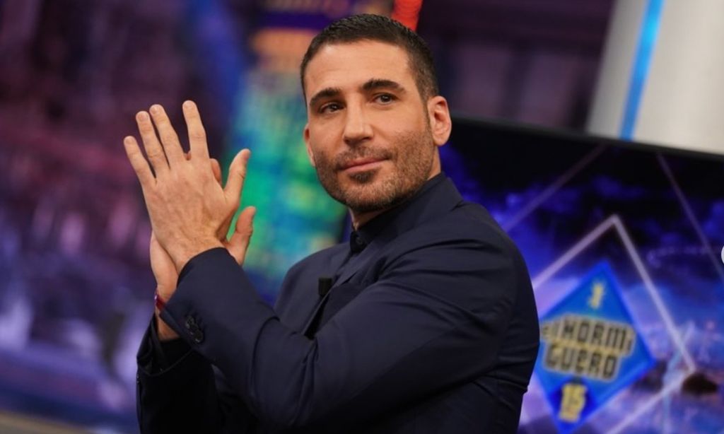 Miguel Ángel Silvestre confiesa algunos de los momentos más duros del rodaje de 'Sky Rojo'
