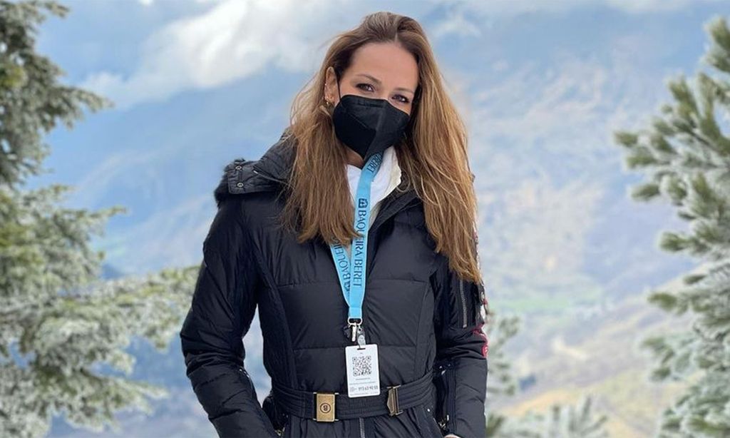 Esquí, trabajo, paisajes impresionantes... la jornada en la nieve de Eva González y Cayetano Rivera