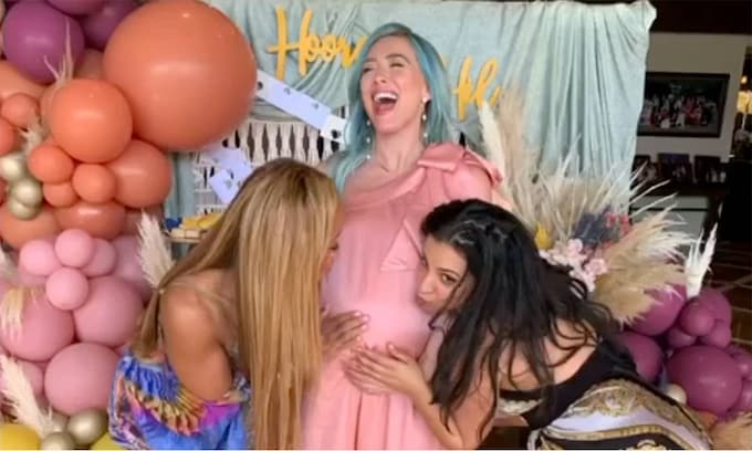 Hilary Duff celebra la 'baby shower' de su tercer bebé, ¿con pistas en la decoración?