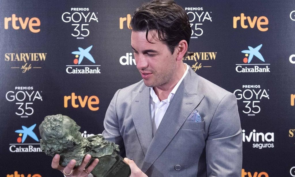 Mario Casas, con su Goya ya en la mano, cuenta lo que nunca olvidará de la edición de este año