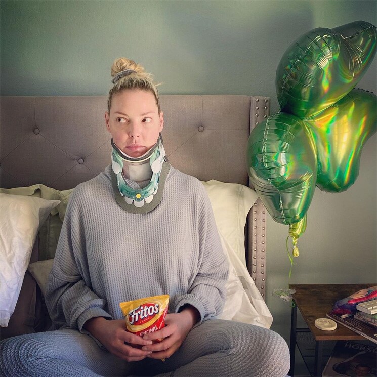 Katherine Heigl pasa por el quirófano: 'Gracias por salvarme el cuello'
