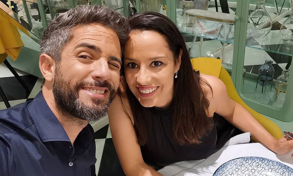 Roberto Leal muestra su primera foto con la familia al completo... o casi