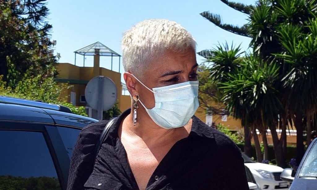 Ana María Aldón, muy afectada por el testimonio de Rocío Carrasco, recuerda su dura infancia