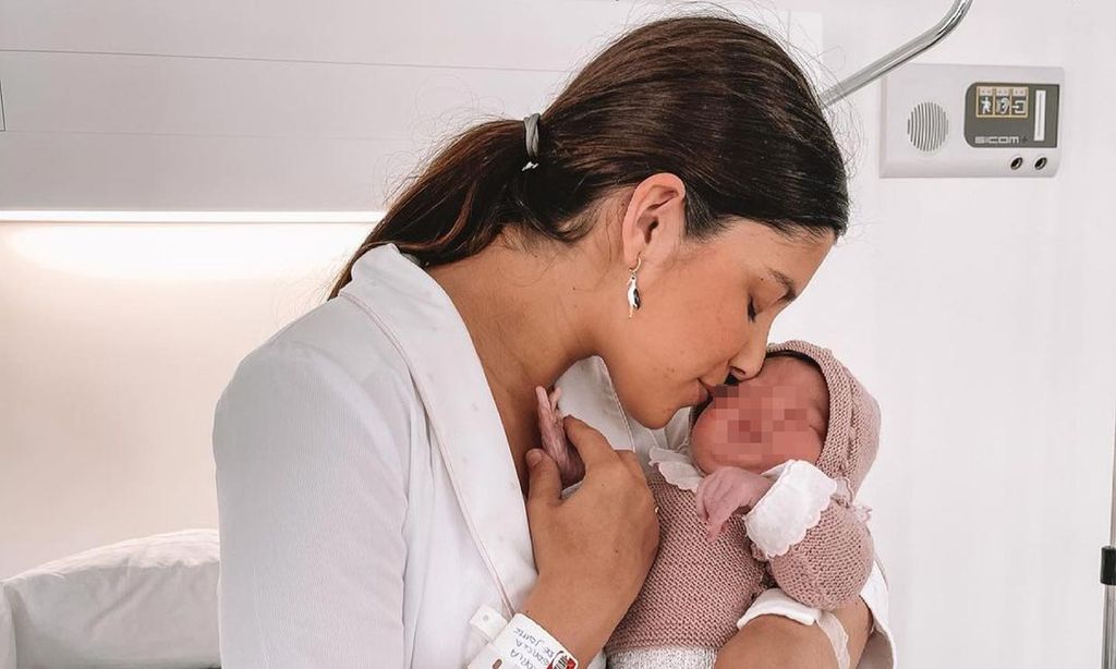 Maria Garcia De Jaime Y Tomas Paramo Comparten La Primera Imagen De Su Segunda Hija Maria Garcia De Jaime Y Tomas Paramo Comparten La Primera Imagen De Su Segunda Hija