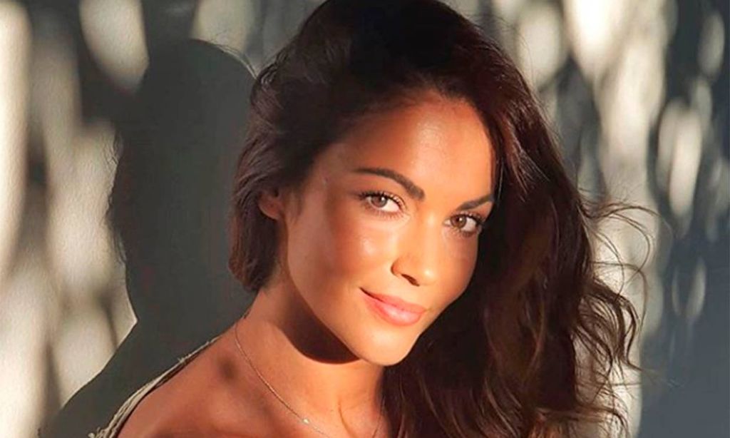 'Espectacular': Lara Álvarez apuesta por el look que nunca le falla en el estreno de 'Supervivientes'